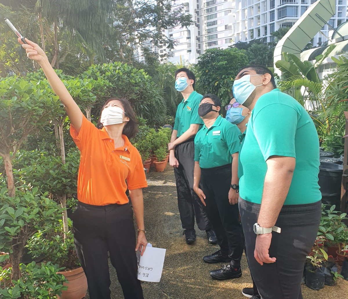 Service Manager Shangri La Singapore cropped